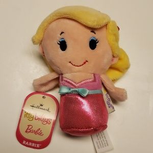 Itty bitty barbie